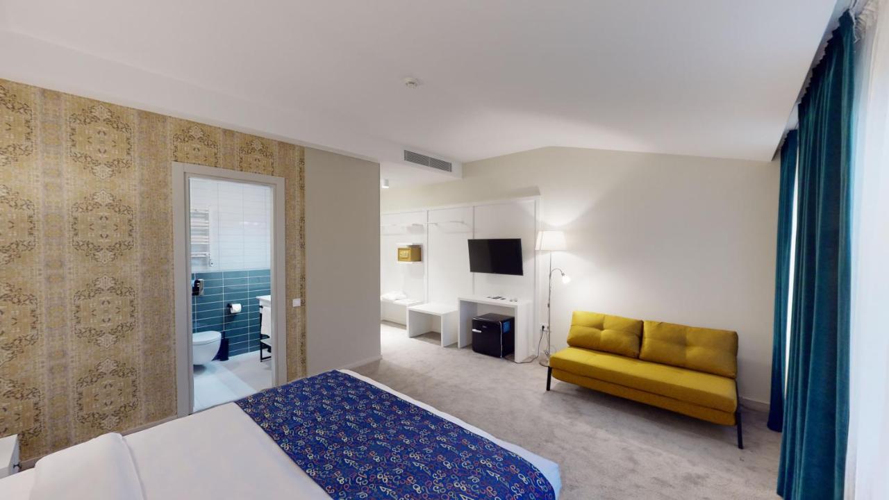 Epigraph Design Kosher Hotel Tbilisi Exterior photo