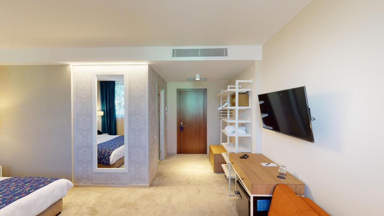 Epigraph Design Kosher Hotel Tbilisi Exterior photo